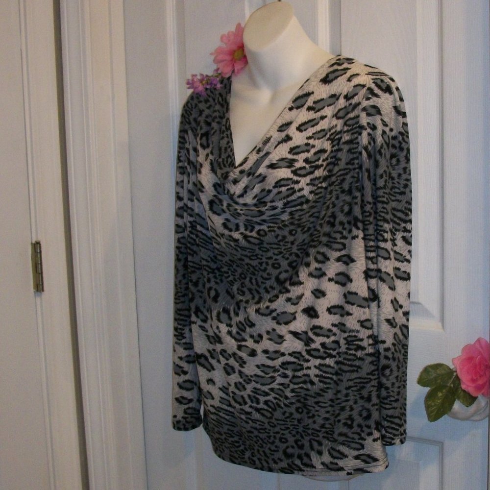 jon & anna NY 1X Drape Neck Gray Leopard Print Top Long Sleeve - Picture 2 of 7